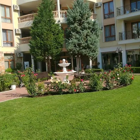 Maisonettes In Royal Bay And Spa 4* Sveti Vlas