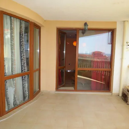Maisonettes In Royal Bay And Spa Ξενοδοχείο με διαμερίσματα 4*