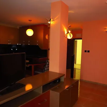 Maisonettes In Royal Bay And Spa Апартхотел