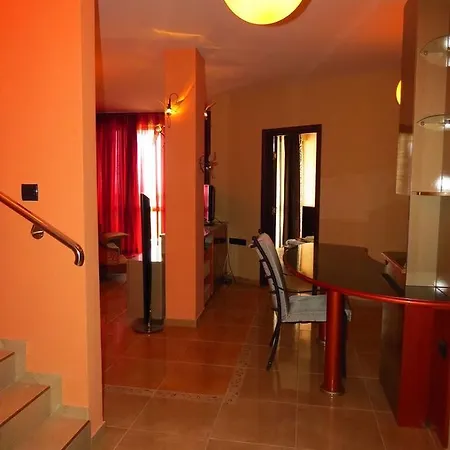 Maisonettes In Royal Bay And Spa Апартхотел Свети Влас