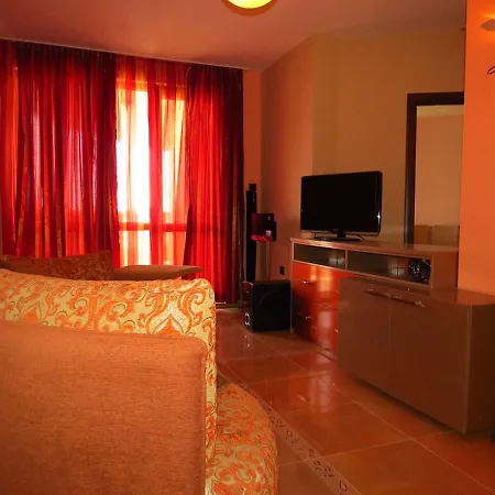 Апартхотел Maisonettes In Royal Bay And Spa
