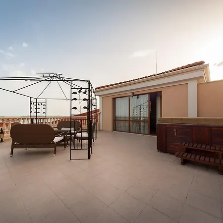 Maisonettes In Royal Bay And Spa Апартхотел 4*